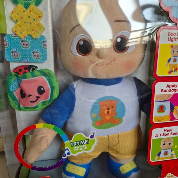 Cocomelon Boo Boo JJ Interactive Plush Doll • Lights Up & Sounds • Bandage Play - Picture 5 of 9